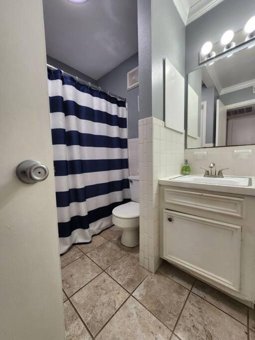 Blue Shark *E2* @ Midtown 1Br King Suite Houston Exterior foto